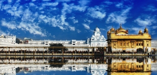 The Incredible Places to visit at in Amritsar, The Solace of the Golden Temple Or fun activities at the Celebration Market